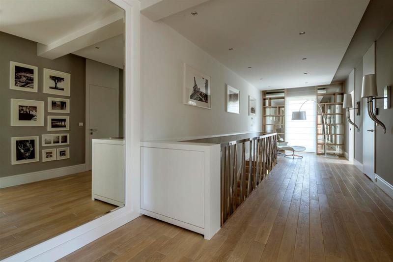 อพาร์ทเม้นแบบ  minimalist วอร์ซอเพล็กซ์