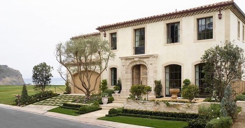 บ้านหรูหรา ตกแต่งในสไตล์ andalusian แบบสเปน