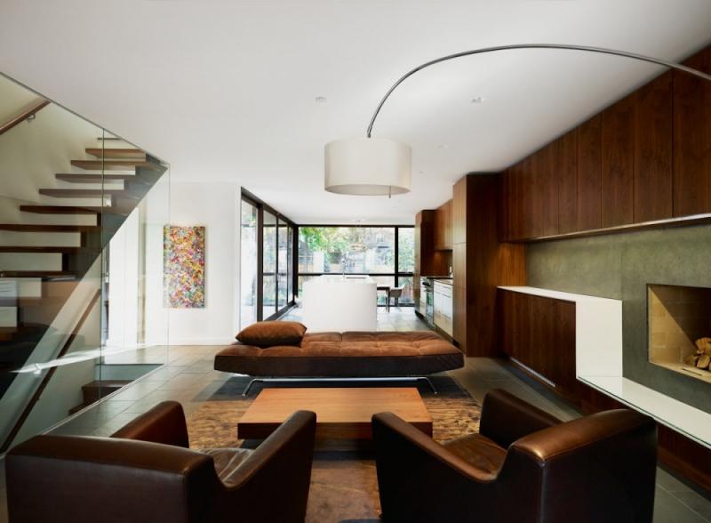 แบบบ้านร่วมสมัย รื่นรมย์กับสวนสวย ในโตรอนโต