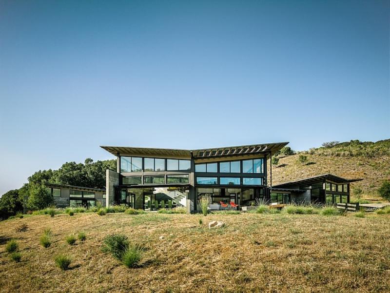 บ้านแสนสบาย ท่ามกลางธรรมชาติของสายลมและแสงแดด