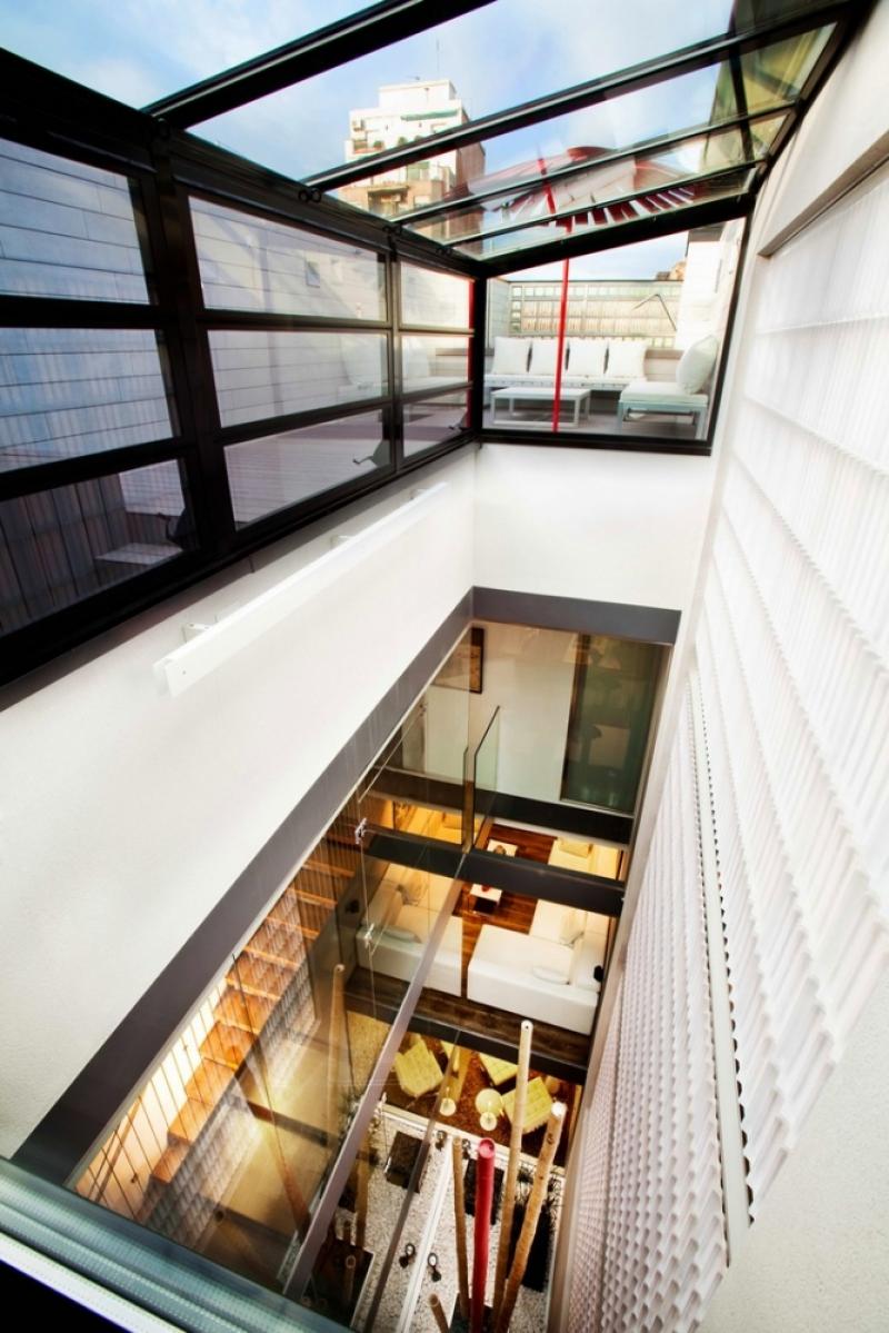 บ้านทาวน์เฮ้าส์หน้าแคบ 12 ฟุต โปร่งโล่งมองเห็นความโปร่ง