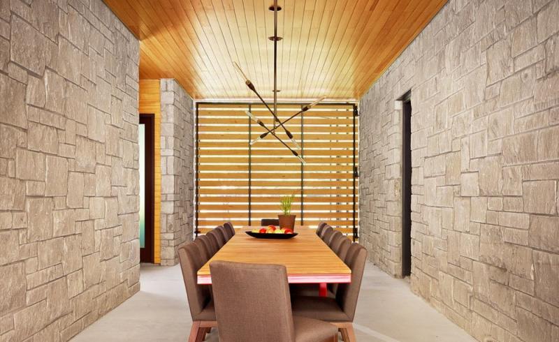 บ้านชั้นเดียวสวย ริมทะเลสาบ กับสถาปัตยกรรรมดั้งเดิมในแบบ dogtrot style