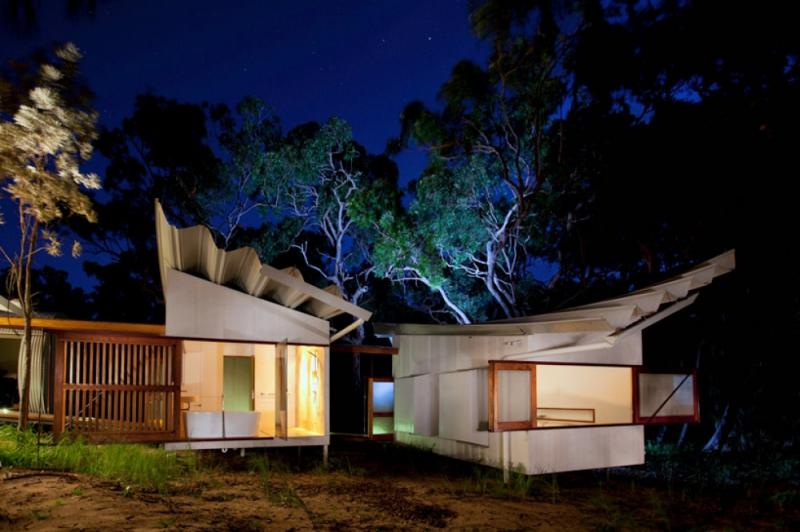 บ้านแคมป์ดีไซน์ล้ำรูปทรงท่อ ดีไซน์ล้ำ กับ drew house