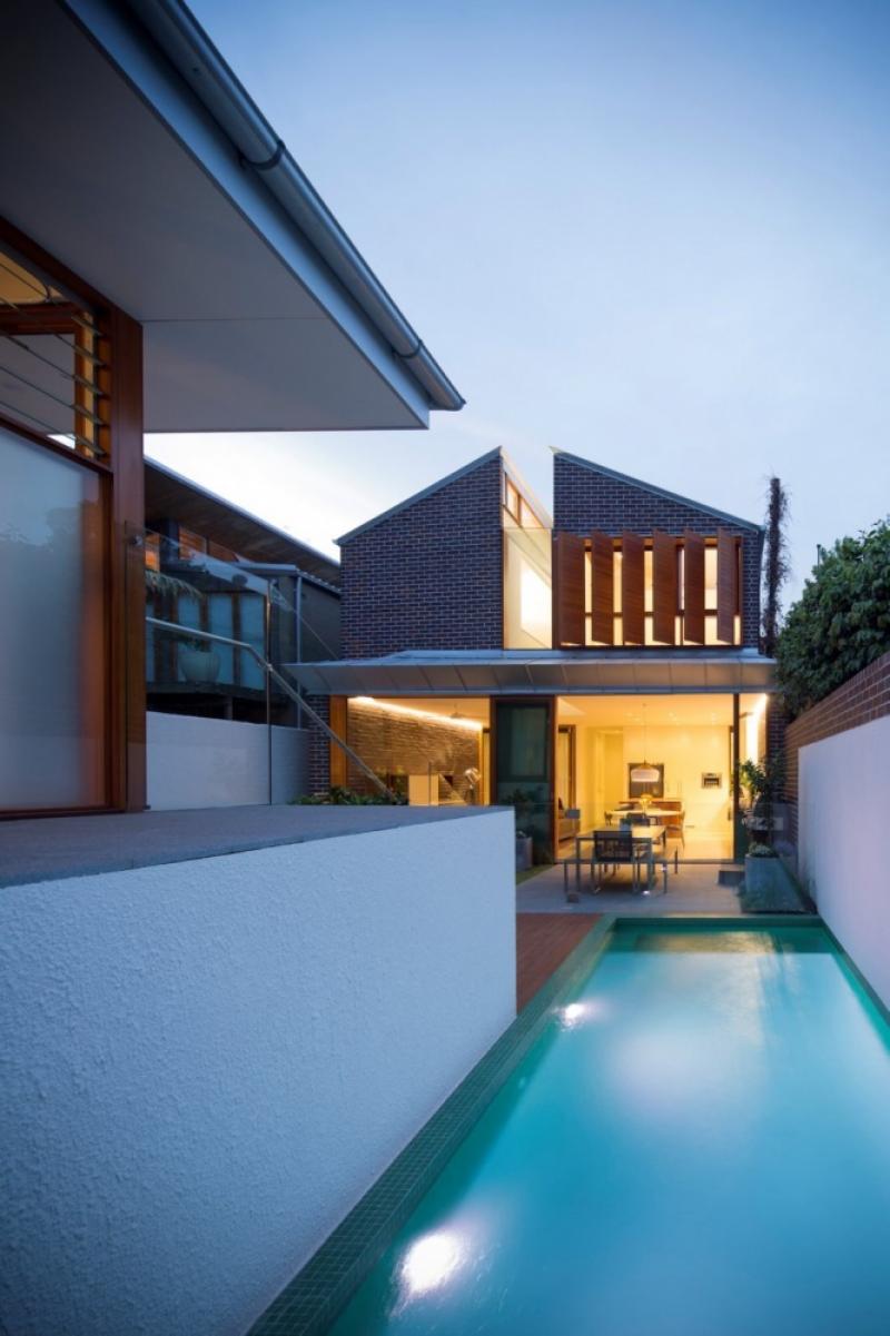 แบบบ้านอิฐสองชั้น พร้อมบรรยากาศดีๆ ที่สร้างได้