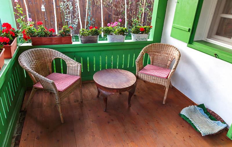 บ้าน สีสันสไตล์โรมาเนียน คัลเลอร์ฟูล