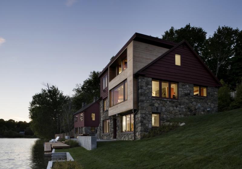 บ้านสไตล์คอทเทจ บรรยากาศสุดชิลริมทะเลสาบส่วนตัว