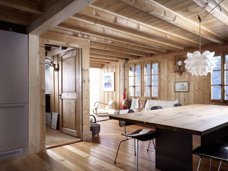 บ้านไม้แสนอบอุ่น กับ วิวสวยของเทือกเขาแอลป์