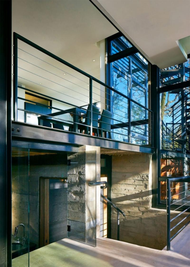 บ้านหลังใหญ่ร่วมสมัย บรรยากาศแสนผ่อนคลาย ใส่ใจโลกสีเขียว