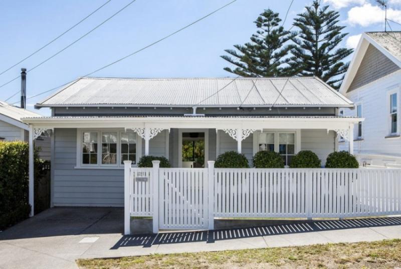 แบบบ้าน 2 อารมณ์ แบบเรียบๆ น่าสบายต่างสไตล์แสนน่าอยู่