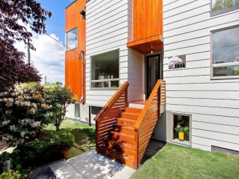 บ้านพักกระท่อมร่วมสมัยริมชายฝั่ง สวรรค์ของครอบครัว