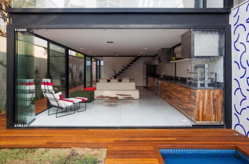 บ้านยุคหินฟลิ้ทส์สโตน ศิลปะแห่งแดนทะเลทราย ในแคลิฟอร์เนีย