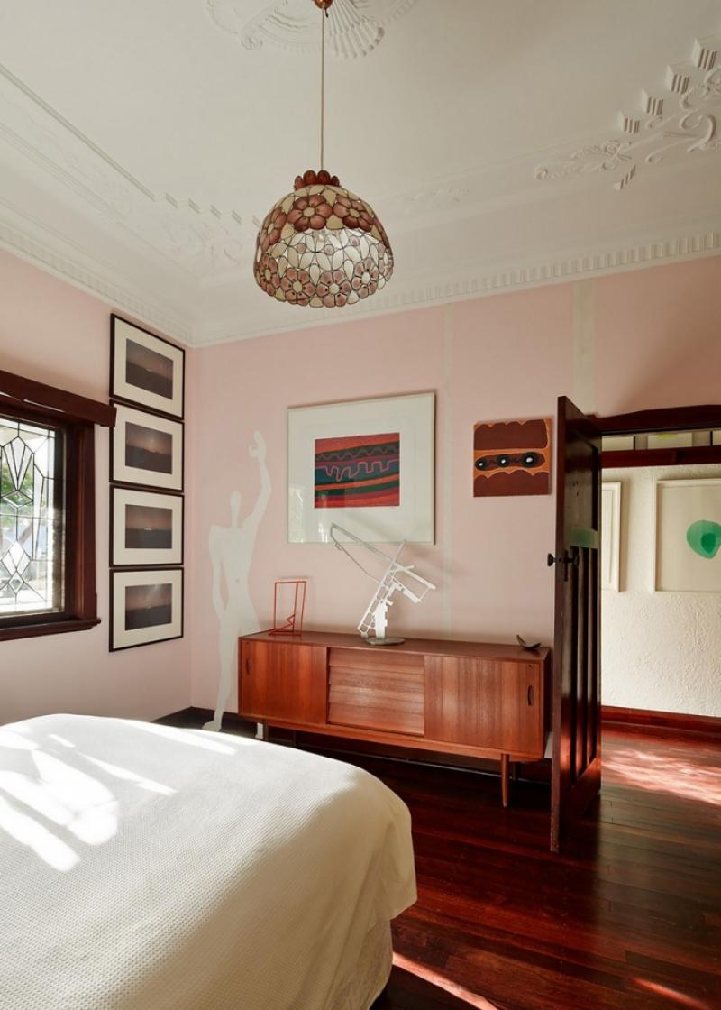 บ้านร่วมสมัย  บ้านเก่าหลังนปรับปรุงใหม่ รวมอดีตที่ผ่านมากับยุคปัจจุบัน