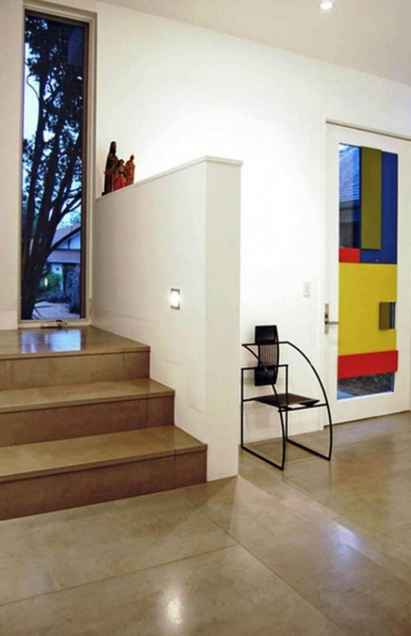 บ้านชั้นเดียวบนพื้นที่แคบและยาว มีพื้นที่ใช้สอยเพียงพอแบบไม่อึดอัด