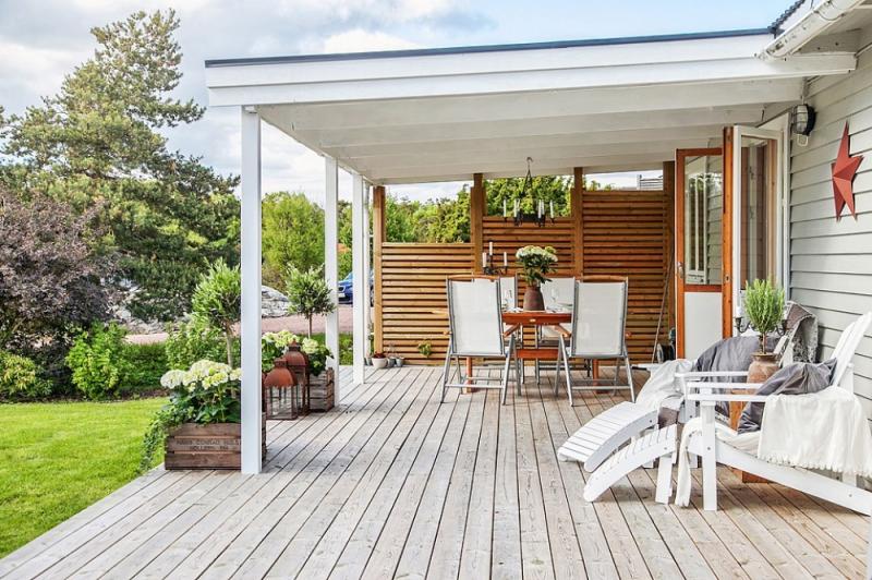 บ้านกระท่อมสีขาวชั้นเดียว เสน่ห์ริมทะเล