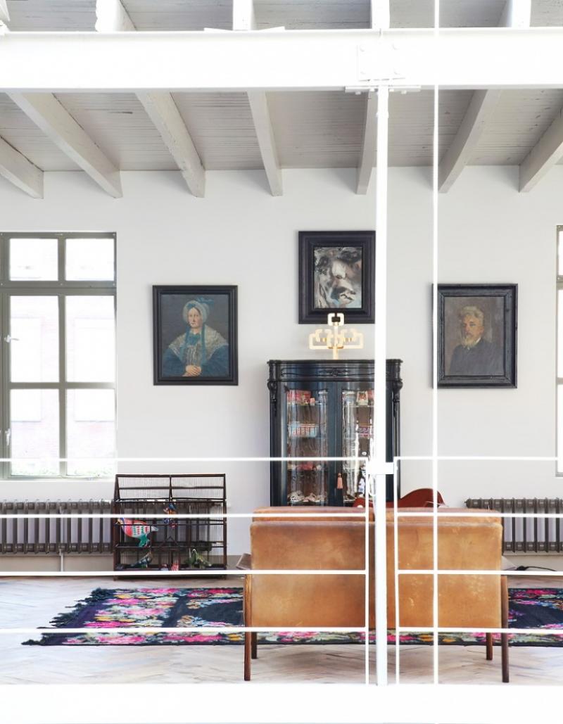 บ้านสวยวินเทจ ความสนุกสดในของโทนสี แรงบันดาลใจจากโรงรถในอดีต