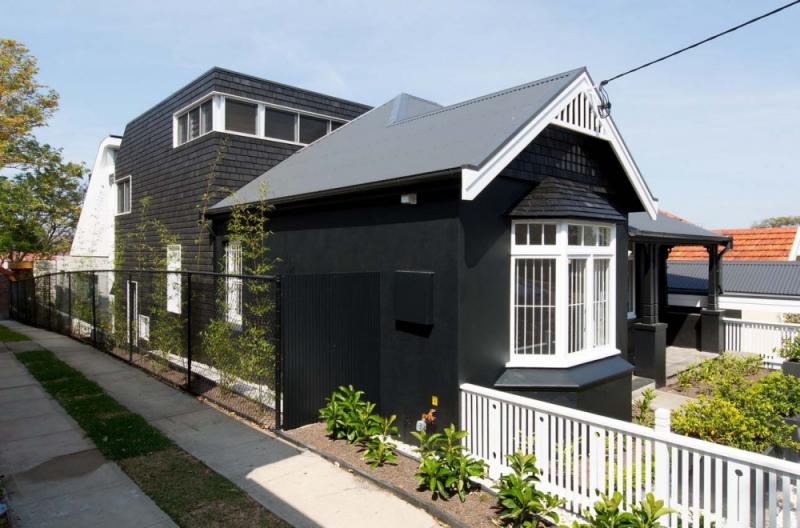 บ้านสวยสองสไตล์ มนต์เสน่ห์แห่งสีดำ black-house