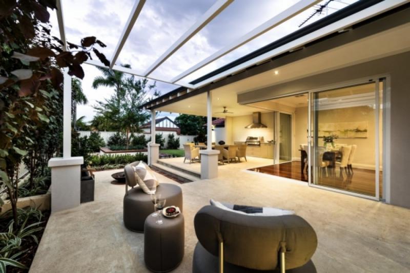 บ้านเก่าชั้นเดียว ปรับปรุงทันสมัย ผสานความงามดั้งเดิม