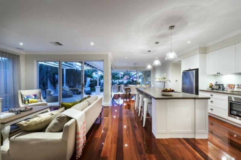 บ้านเก่าชั้นเดียว ปรับปรุงทันสมัย ผสานความงามดั้งเดิม