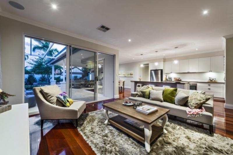 บ้านเก่าชั้นเดียว ปรับปรุงทันสมัย ผสานความงามดั้งเดิม