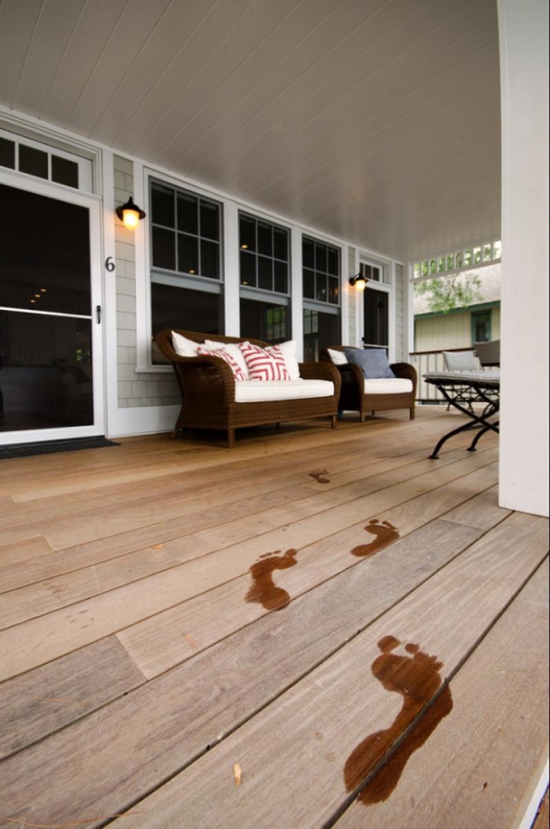 บ้านเก่าสไตล์วิคตอเรียคลาสสิกแบบดั้งเดิมผ่อนคลายสบายๆ กับบ้านคอทเทจ ริมทะเลสาบ