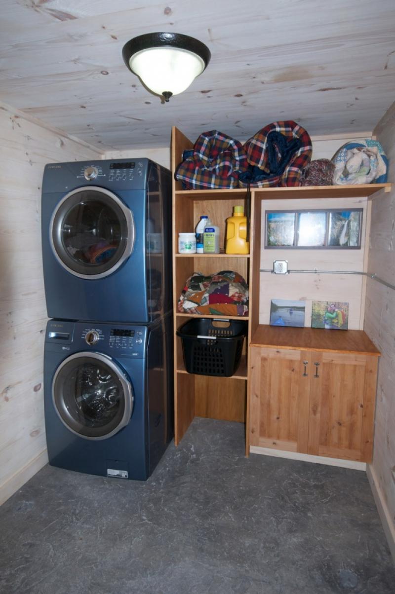 บ้านไม้สีเขียว ผสานความเป็นธรรมชาติให้เข้ากันอย่างกลมกลืน ในป่าเมเปิ้ล