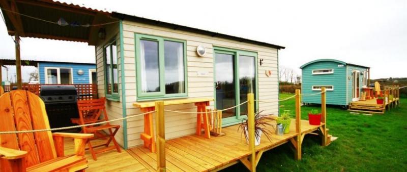 บ้านพักขนาดเล็ก สำหรับวันหยุด ท่ามกลางชนบท