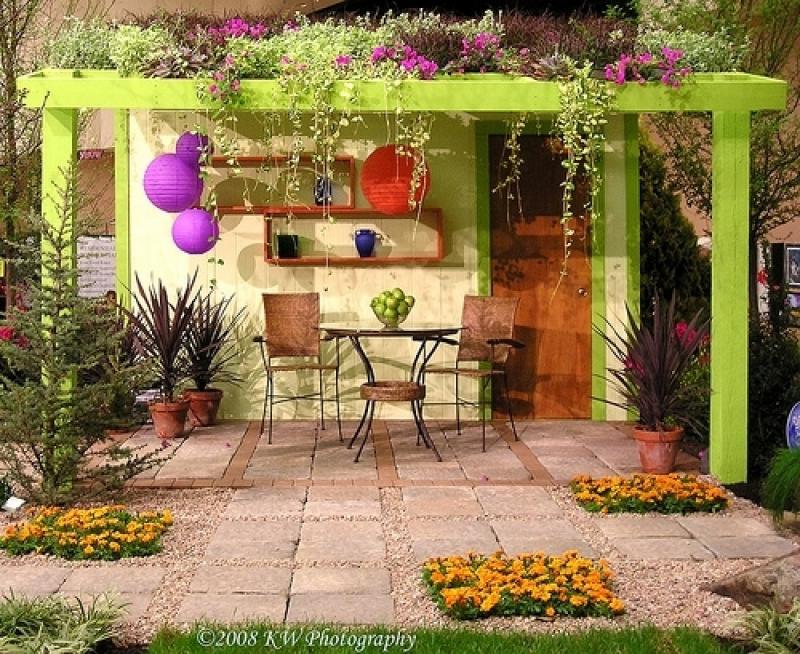 จัดสวนสวย เพิ่มมุมนั่งเล่นด้วยศาลากลางสวนป็นมุมรับแขก