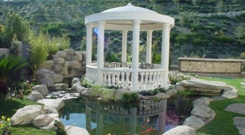 จัดสวนสวย เพิ่มมุมนั่งเล่นด้วยศาลากลางสวนป็นมุมรับแขก