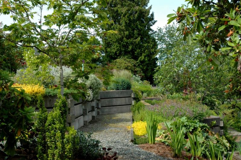 จัดสวนสวย แบบง่ายๆ ด้วยตนเอง ตามสไตล์ของเราเอง