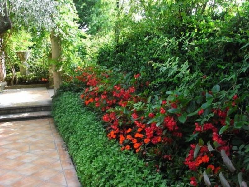 การจัดสวนสเปน ยุโรปผสมผสานตะวันออกกลางเข้าด้วยกัน