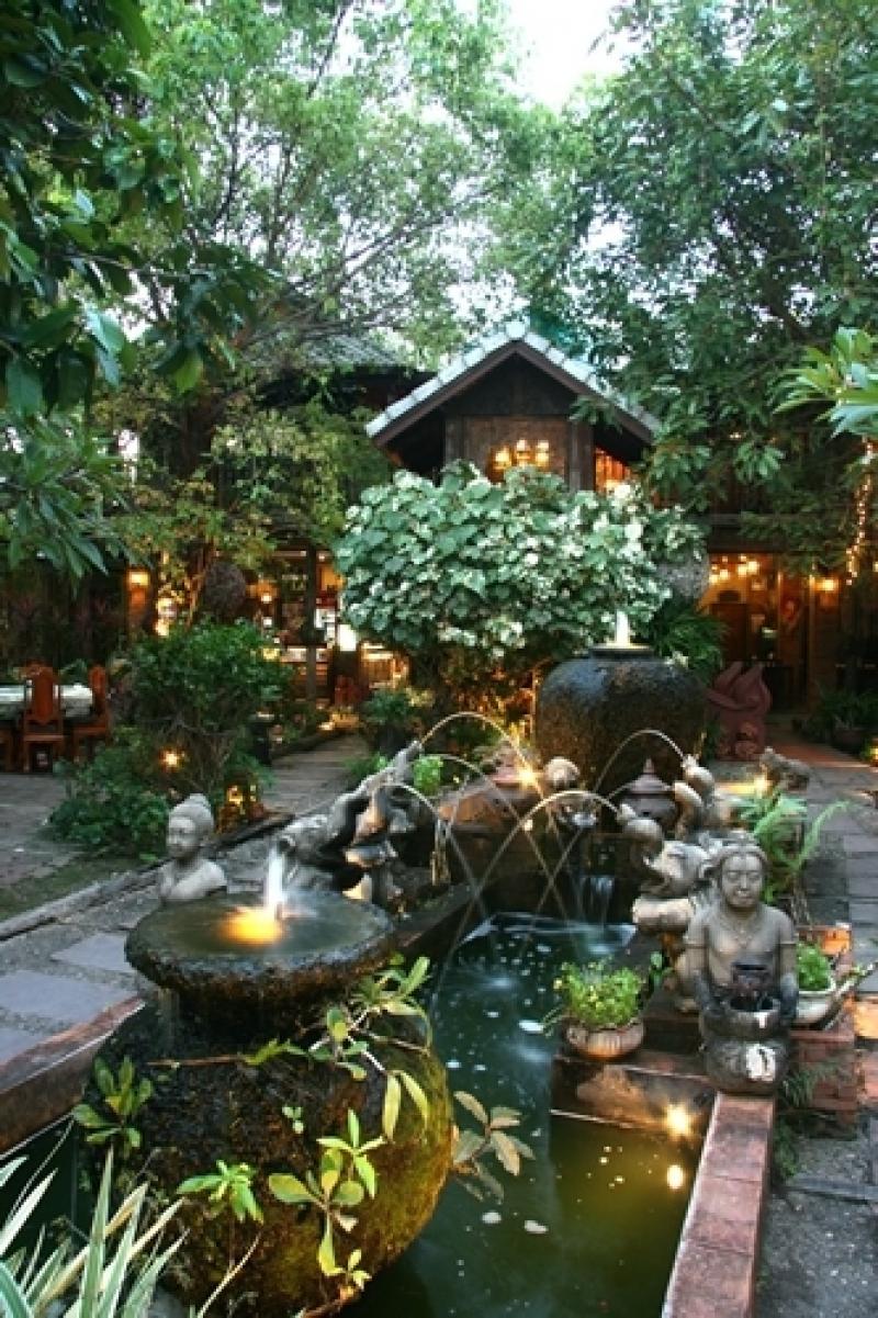 จัดสวนเมืองร้อน เน้นความร่มรื่นเป็นธรรมชาติ สไตล์บาหลี