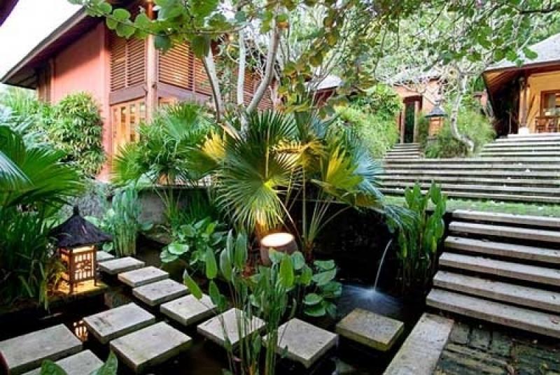 จัดสวนเมืองร้อน เน้นความร่มรื่นเป็นธรรมชาติ สไตล์บาหลี