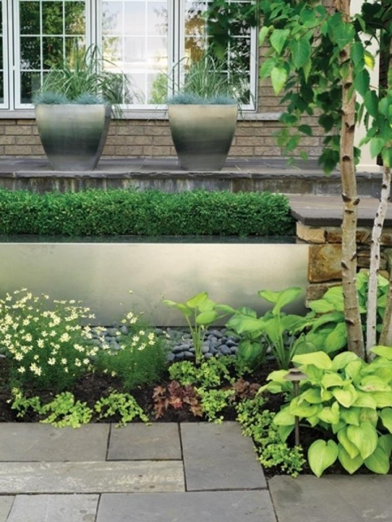 จัดตกแต่งให้สวนสวย การเลือกใช้กระถางใช้ปลูกพืชพรรณต่างๆ