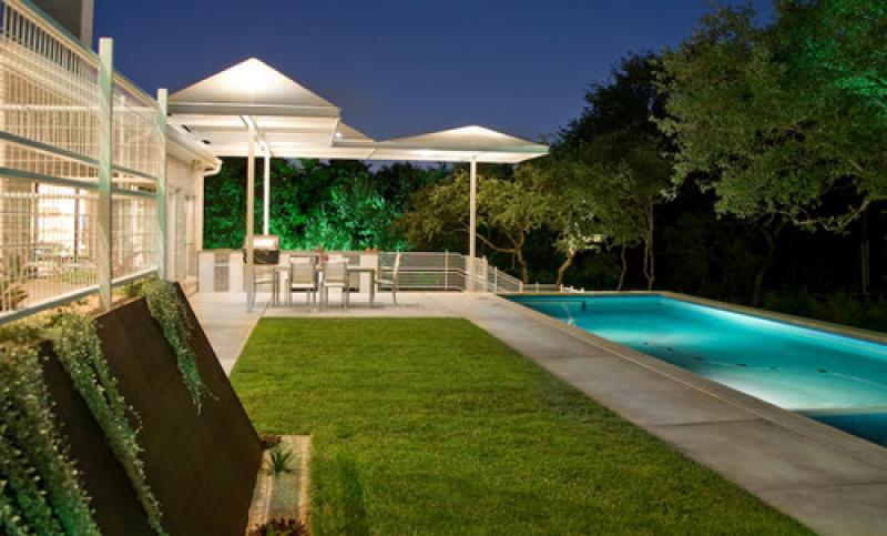 จัดสวนสวยให้สว่างไสว