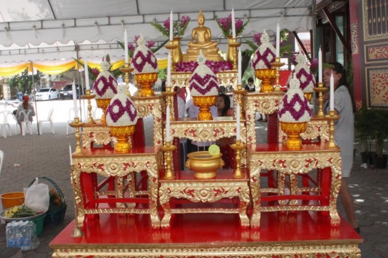 จัดโต๊ะหมู่บูชาในห้องพระให้ถูกหลัก