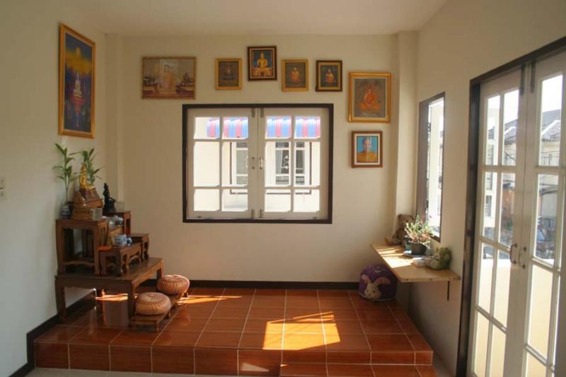 เสริมมงคลบ้านและผู้อยู่อาศัย จัดห้องพระ