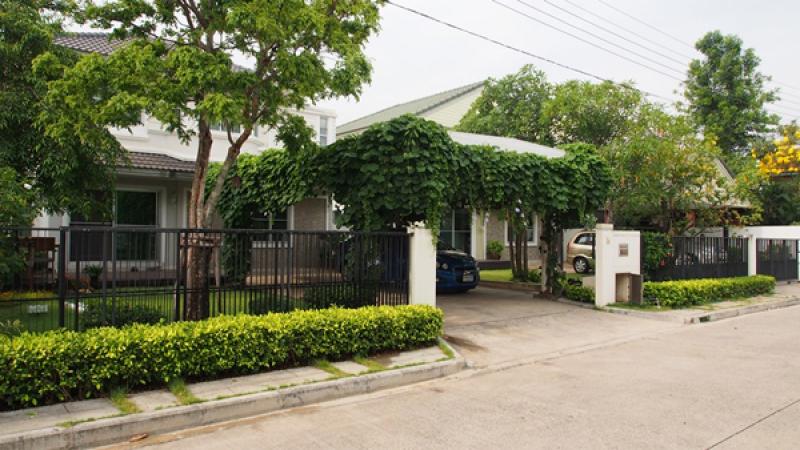 ตกแต่งสวนสวย สร้างบรรยากาศรื่นรมให้บ้าน