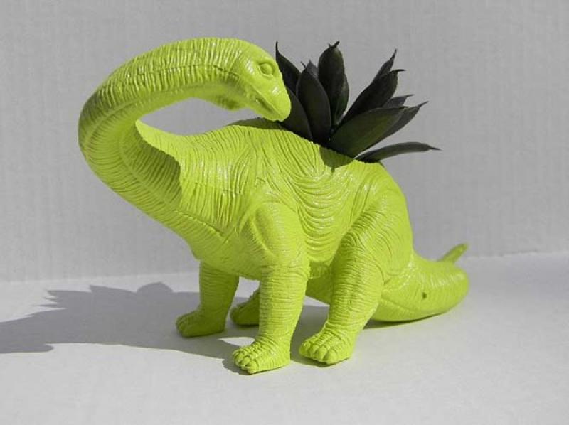 d.i.y. กระถางด้วยตุ๊กตาเก่า