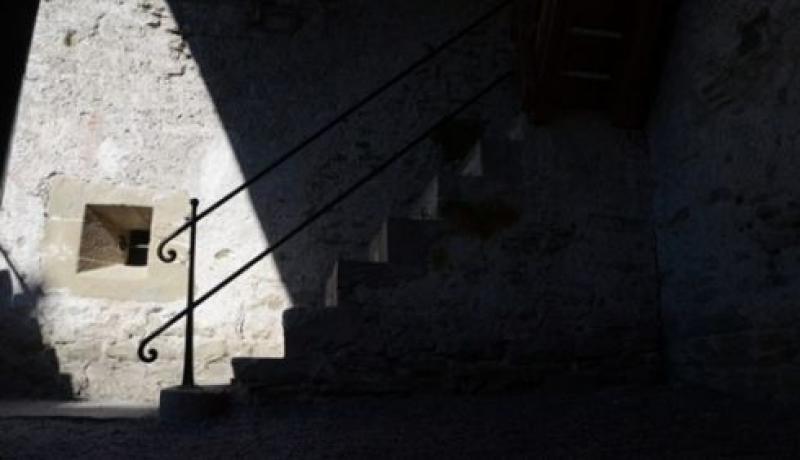 ต้องแก้ไข มุมมืดในบ้าน