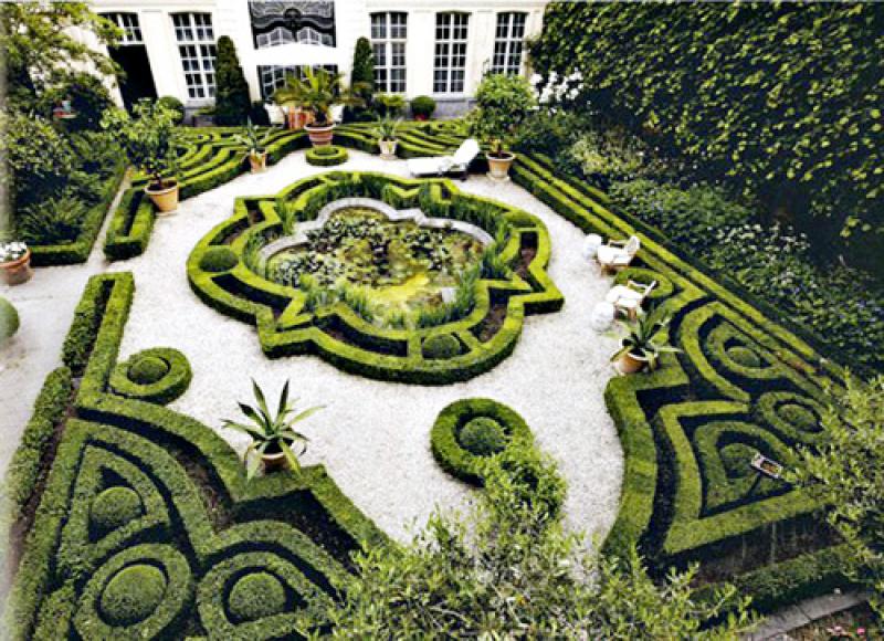 จัดสวนสวย ด้วยไม้พุ่ม