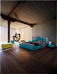 ตกแต่งห้องนอนสีน้ำทะเลผสานวัสดุไม้ ฝีมือดีไซเนอร์ roche bobois