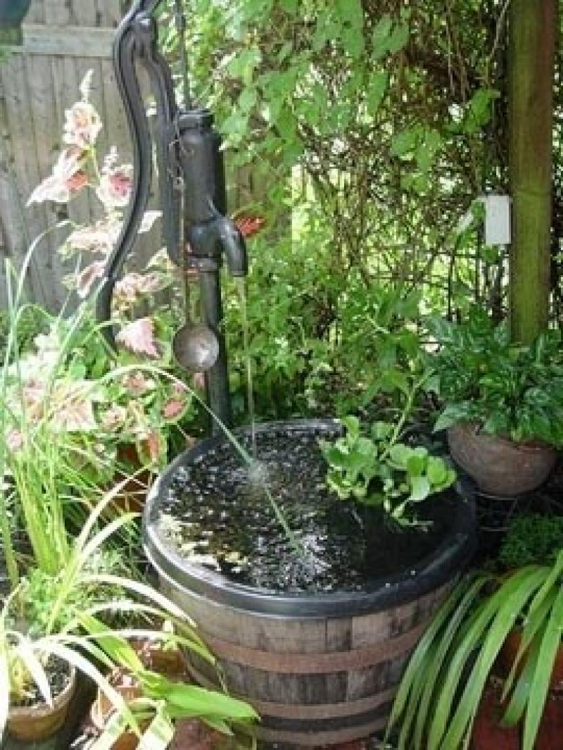 ออกแบบสวนให้สดชื่น ด้วยสวนน้ำและน้ำตก