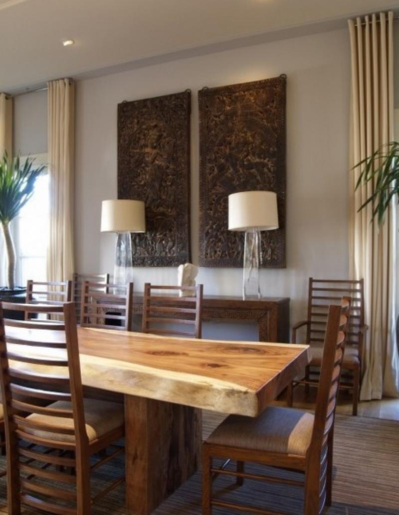 แต่งโต๚ะอาหารด้วยเก้าอี้แบบผสม