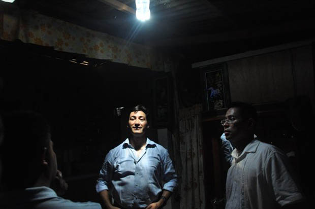 ทำหลอดไฟจากน้ำยาล้างจาน DIY