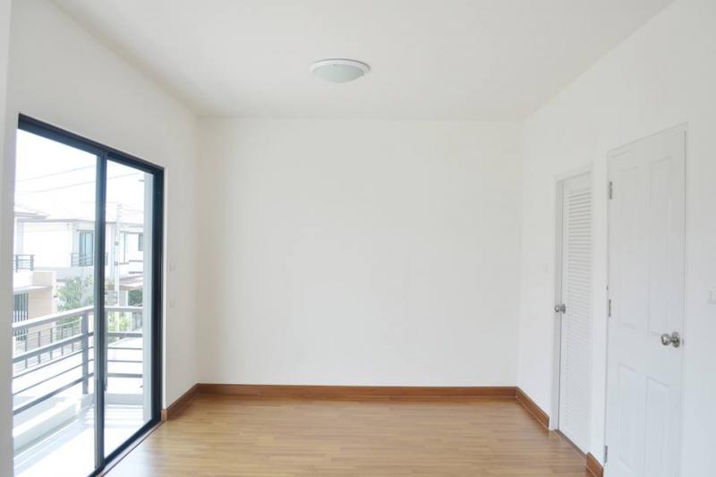 เนรมิตสตูดิโอกึ่งโรงหนังในบ้านครับ