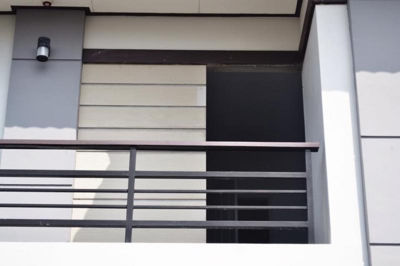 เนรมิตสตูดิโอกึ่งโรงหนังในบ้านครับ