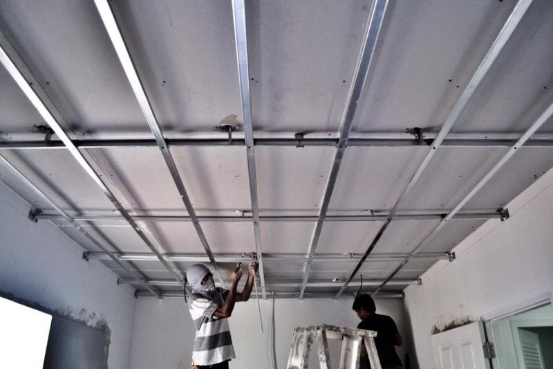 เนรมิตสตูดิโอกึ่งโรงหนังในบ้านครับ