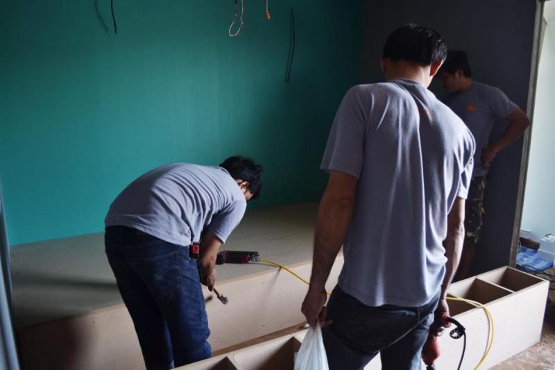 เนรมิตสตูดิโอกึ่งโรงหนังในบ้านครับ