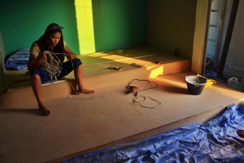 เนรมิตสตูดิโอกึ่งโรงหนังในบ้านครับ