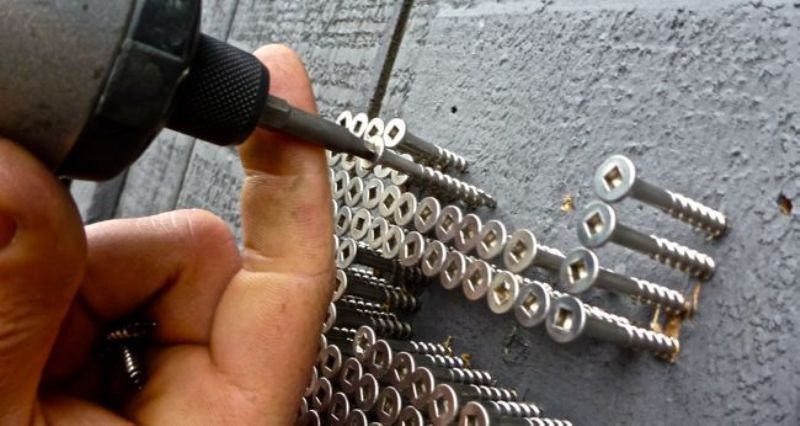 ไอเดียเก๋ ใช้น๊อต ตะปู ทำบ้านเลขที่